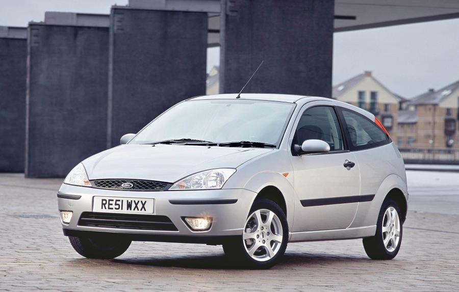  Ford Focus 2001 года  (фото 1 из 27)